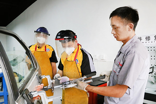 �����ӽ�ʵѵ